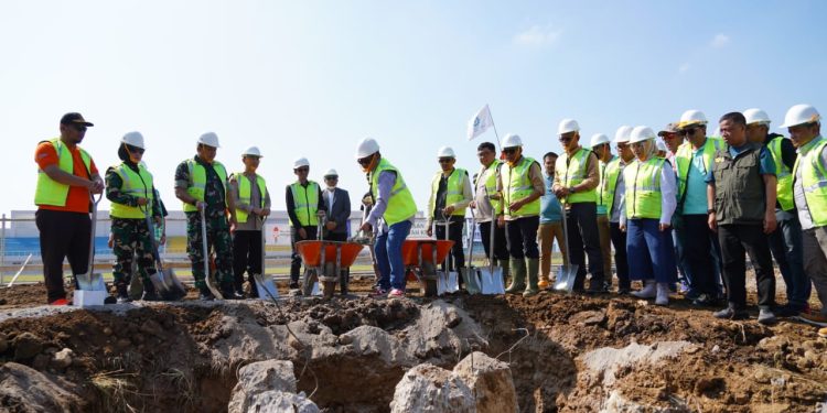 Bupati Lanjutkan Pembangunan Tribun Stadion RAA Adiwijaya dengan Ground Breaking Tahap Tiga