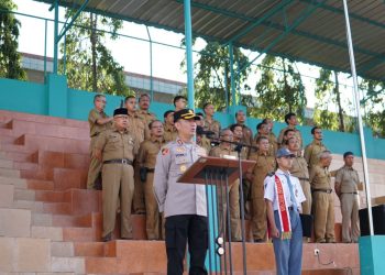 Kapolres Jadi Pembina Upacara di SMKN 2 Garut Sampaikan Pesan Kamtibmas Dengan Penjelasan Jam Malam Pelajar