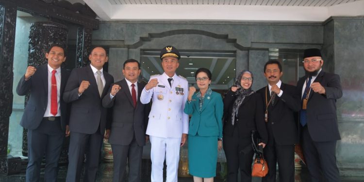 Bey Machmudin Resmi Penjabat Gubernur Jawa Barat