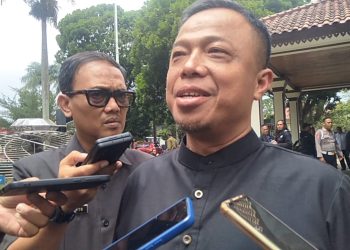 Pemkab Garut dan Asosiasi Pengrajin Bendera Merah Putih Sepakati Penyetaraan Harga