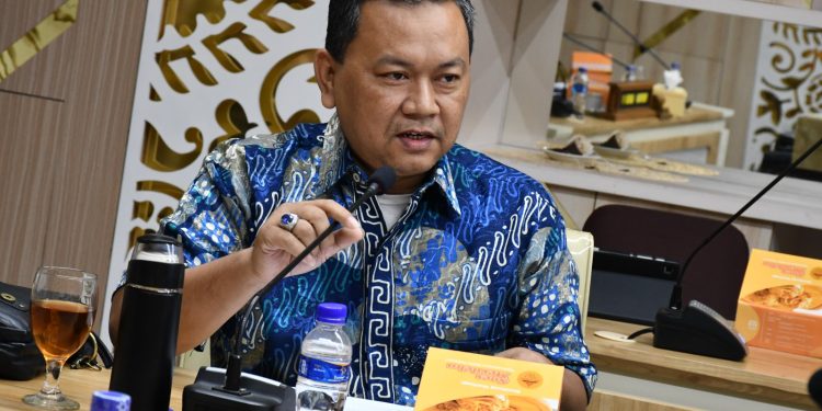 Anggota DPRD Jabar Enjang Tedi Soroti Polemik Program IKM Sentra Cabai di Desa Mekarsari