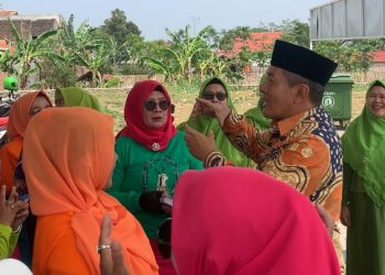 Camat Cilawu Sosialisasikan Bahaya Konsumsi Kental Manis kepada Warganya