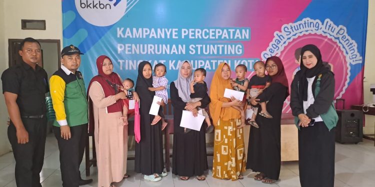 BAZNAS Garut Salurkan Bantuan Modal Usaha untuk Keluarga Berisiko Stunting