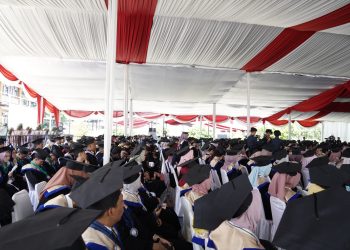 Di Momen Dies Natalis ke-25, UNIGA Mewisuda 547 Lulusan