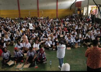 Kehadiran Direktur V Kedeputian Inklusi TPN Ganjar -Mahfud Disambut Meriah dengan Diarak Kesenian Tradisional Sisingaan