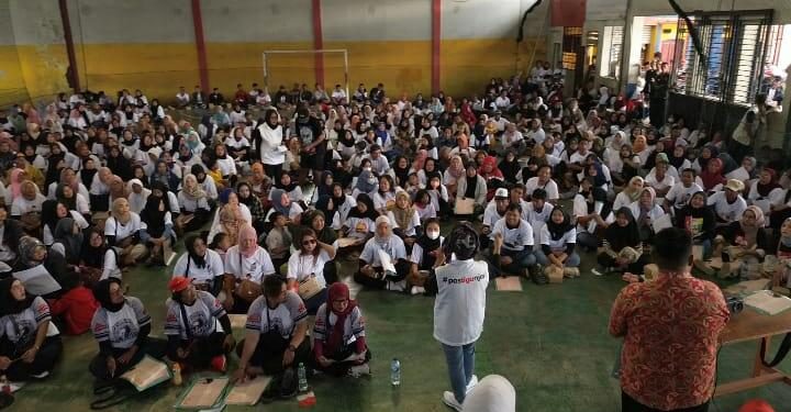 Kehadiran Direktur V Kedeputian Inklusi TPN Ganjar -Mahfud Disambut Meriah dengan Diarak Kesenian Tradisional Sisingaan