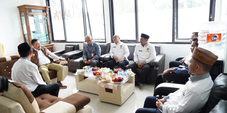 Optimalkan Zakat 2024, Pj. Bupati Garut Ajak BAZNAS Data Potensi Secara Cepat