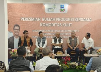Menkop UKM RI dan Pj. Bupati Garut Resmikan Rumah Produksi Bersama untuk Peningkatan Kualitas Produk Kulit Garut
