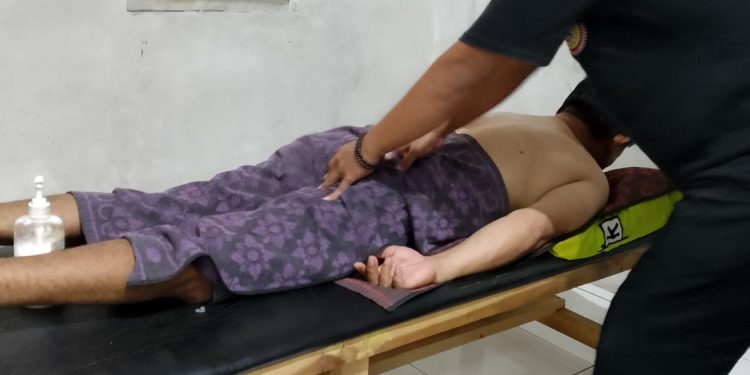 Leuhang, Pijat dan Bekam Adiguna, Solusi sehat tanpa obat.