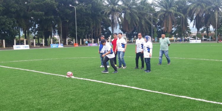 16 Tim Ikuti Kejuaraan Sepakbola Piala Kadispora U-40