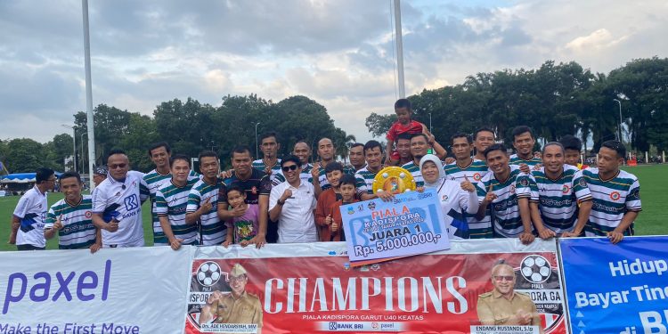 DS Tehnik Juarai Piala Kadispora U-40 2024