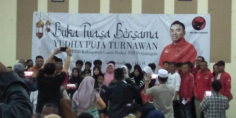 Yudha Buka Bersama dengan Ratusan Anak Yatim Piatu, Berikan Santunan dan Bingkisan
