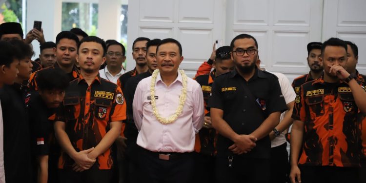 Penjabat Bupati Garut Sampaikan Apresiasi Untuk Sapma dan 234 SC Atas Kepeduliannya Kepada Kaum Du’afa dan Anak Yatim