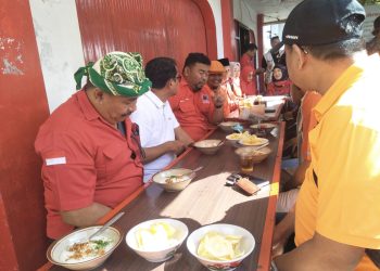 Politik Sarapan Bubur Bersama PDI Perjuangan dan PKS Garut