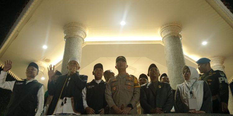 432 Jemaah Haji Kloter 2 Gelombang 1 Asal Garut Diberangkatkan