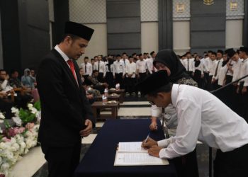 Ketua KPU Garut Lantik 1.326 PPS untuk Pilkada 2024