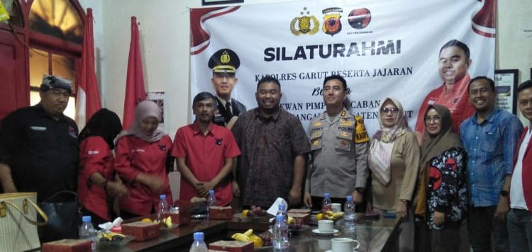 Kapolres Garut Sambangi DPC PDI Perjuangan Kabupaten Garut untuk Bersilaturahmi