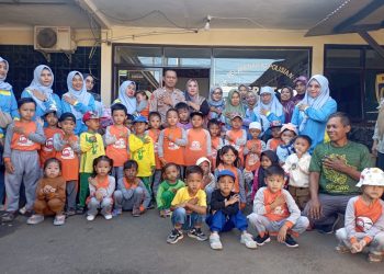 Polsek Pameungpeuk Berikan Edukasi Lalu Lintas