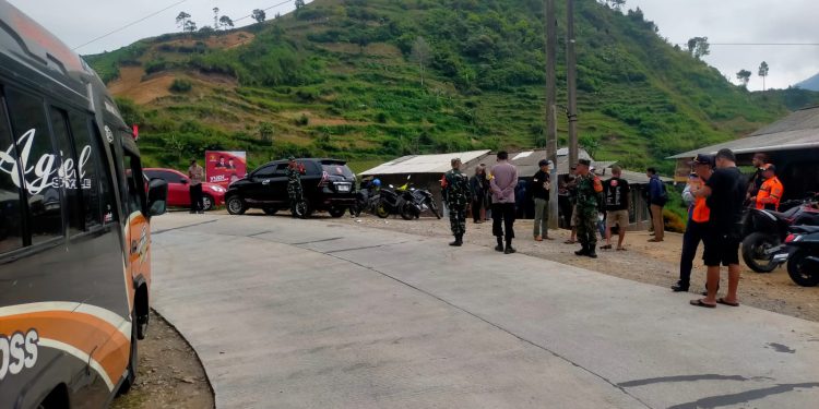 Polres Garut Lakukan Pengamanan Aksi Mogok Ratusan Sopir Elf