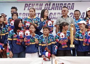 Gelaran Perdana Sepakbola Putri di Porkab, Emas Diraih Tarogong Kidul