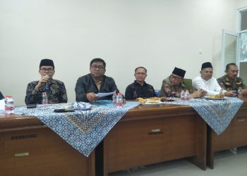 Tim Bakorpakem Kabupaten Garut Segel Mesjid Ahmadiyah di Cilawu