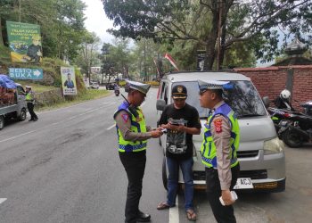 Satlantas Polres Garut Amankan 9 Kendaraan Travel Ilegal