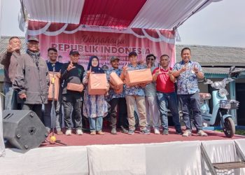 HUT RI Ke 79 Perumda Tirta Intan Garut Bagikan Hadiah Untuk Pelanggan yang Disiplin Dewas: Kedepan Hadiahnya Harus Lebih Banyak