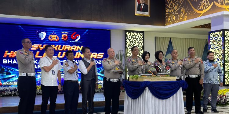 Kepala PT Jasa Raharja Cabang Jawa Barat Menghadiri Acara Syukuran Hari Lalu Lintas di Polda Jawa Barat