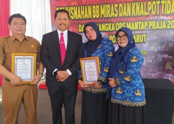 SMPN 1 Garut Raih Penghargaan dari Kapolres Garut