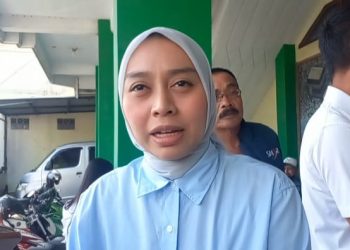 Putri karlina Silaturahmi ke PD Persis Garut