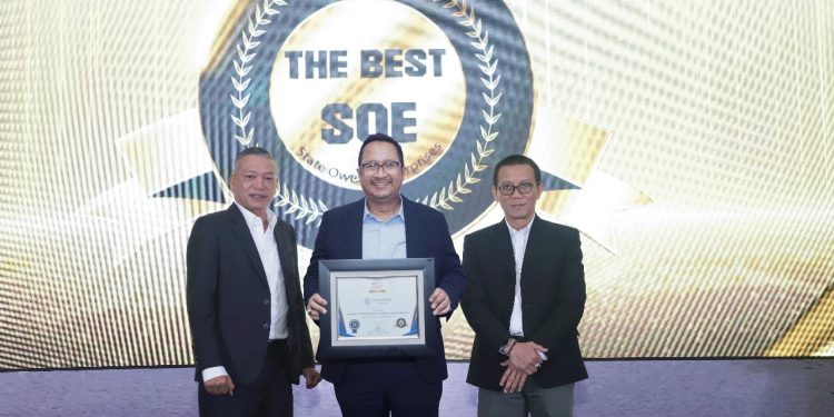 Berhasil Capai Kinerja Unggul, Jasa Raharja Raih Penghargaan dari  The Asian Pos