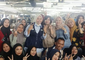 Putri Karlina Kunjungi Pabrik Garmen Budi Jaya Abadi