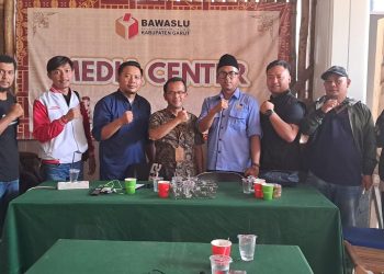 Gabungan Relawan Prabowo-Gibran Dukung Bawaslu Kabupaten Garut Dalam Rangka Berlangsungnya Pilkada  yang Berintegritas