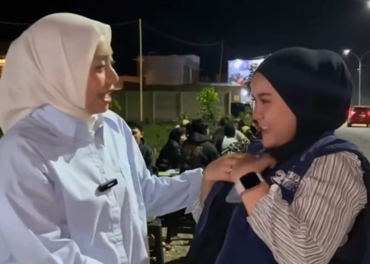 Ibu Hamil Ini Ngidam Rompi Calon Wakil Bupati Garut Putri Karlina