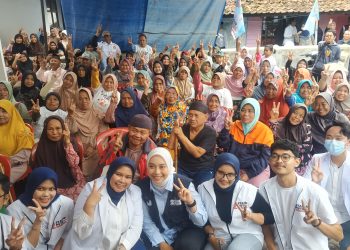 Kerahkan 3 Dokter, Calon Wakil Bupati Garut Putri Karlina Gelar Pengobatan Gratis di Cilawu