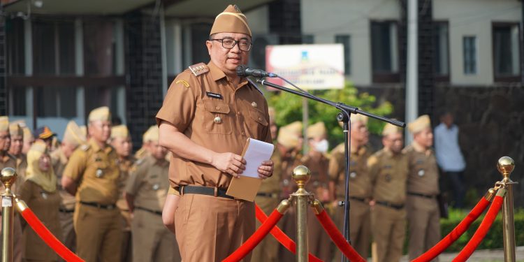 Abdusy Syakur Pimpin Apel Gabungan Perdana di Lingkungan Pemkab Garut