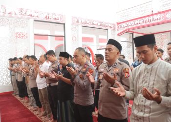Doakan Korban Tragedi Grebek Sabung Ayam, Polres Garut Gelar Shalat Ghaib