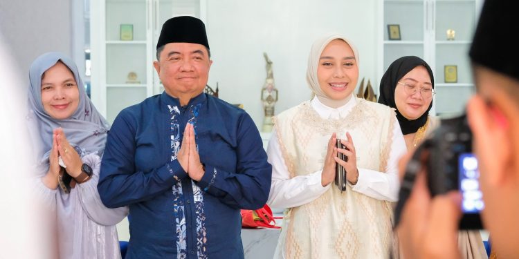 Medsos, Senjata Baru Bupati & Wakil Bupati Garut: Antara Quick Response dan Transparansi Publik