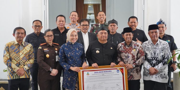 Bupati Garut Tekankan Komitmen Transparansi dalam Sistem Penerimaan Murid Baru 2025/2026