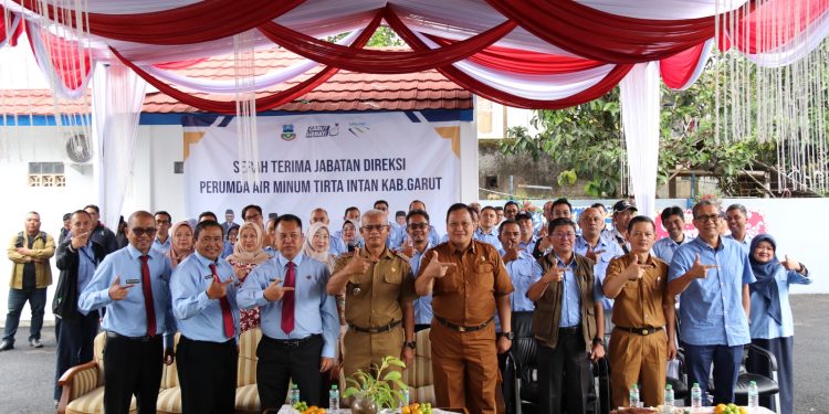 Sekda Garut Meminta Direksi Perumda Tirta Intan untuk Selesaikan Beberapa PR Perusahaan ‎