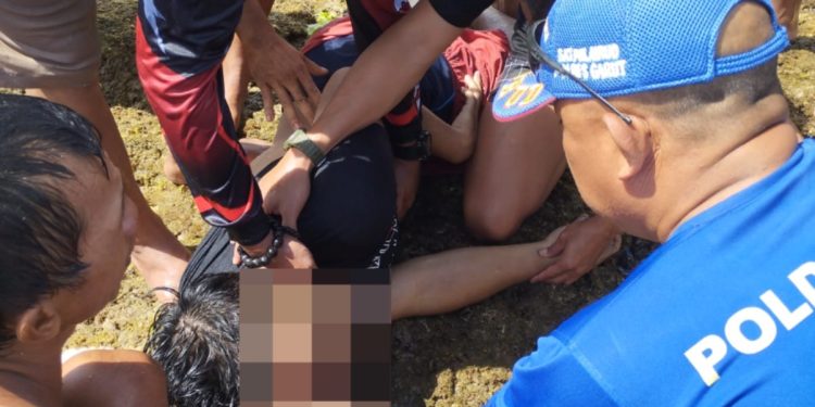 Satpolairud Polres Garut Tangani Laka Laut di Pantai Karang Papak, Satu Wisatawan Meninggal Dunia
