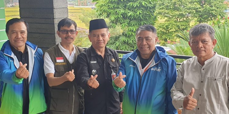 Pastikan Layanan Optimal bagi Pemudik, Ketua Badan Amil Zakat Nasional Tinjau Posko Mudik di Limbangan Garut